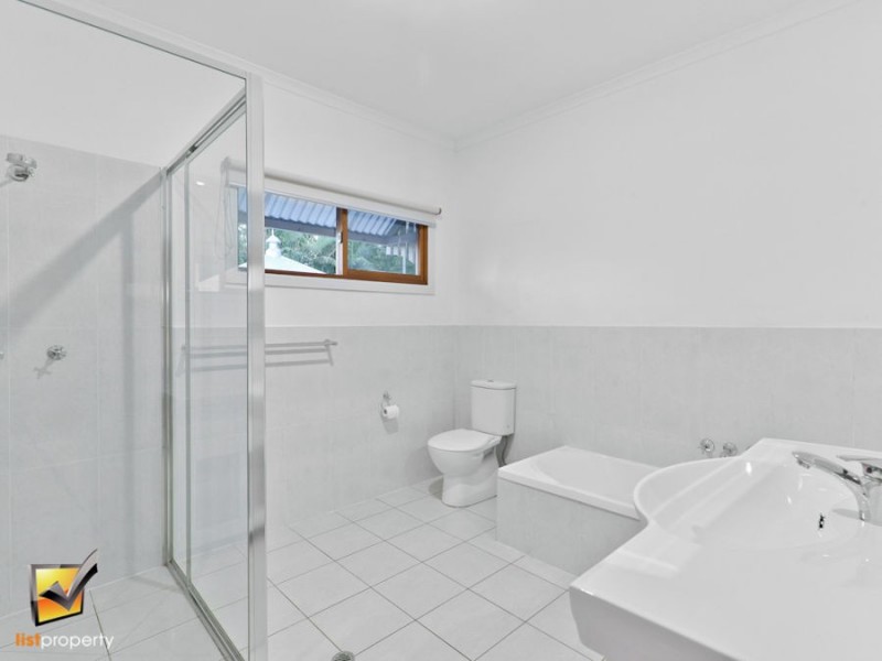 26 Griffith St, Tamborine Mountain QLD 4272