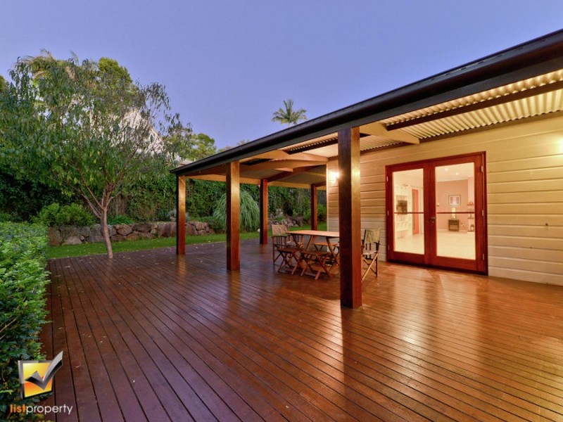 26 Griffith St, Tamborine Mountain QLD 4272