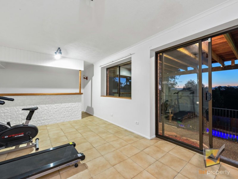 419 Chatswood Rd, Shailer Park QLD 4128