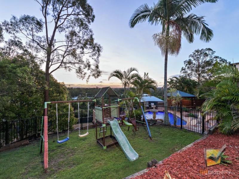 419 Chatswood Rd, Shailer Park QLD 4128