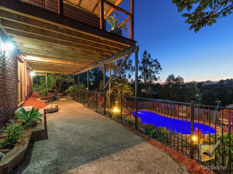 419 Chatswood Rd, Shailer Park QLD 4128