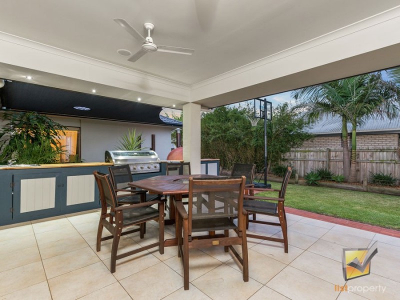 19 Coalstoun Crossing, Waterford QLD 4133