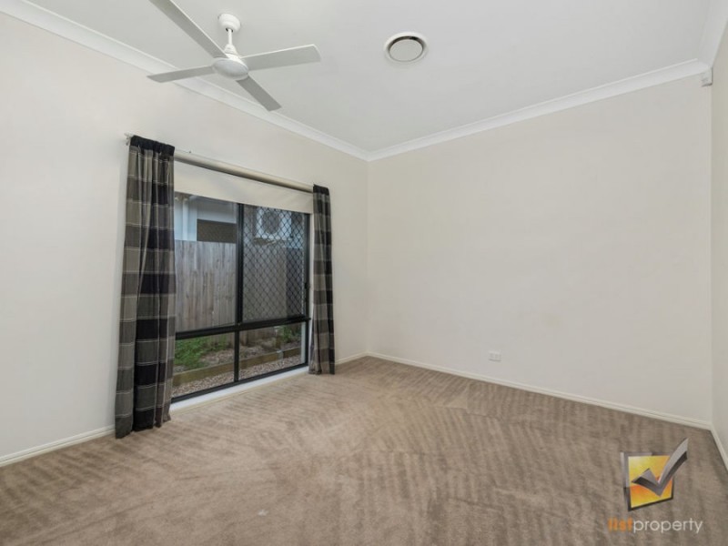 19 Coalstoun Crossing, Waterford QLD 4133