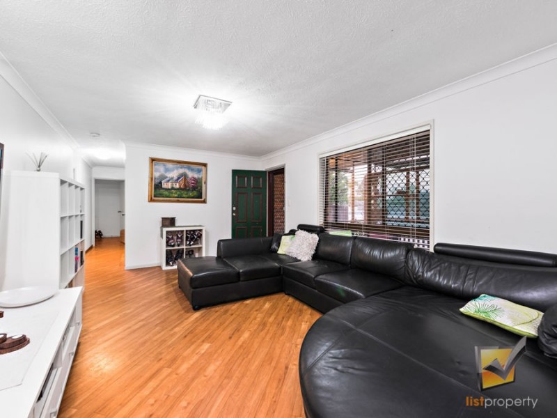 1 Tansey Dr, Tanah Merah QLD 4128