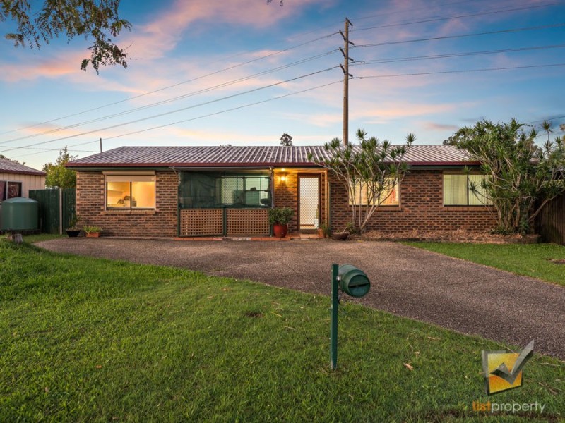 1 Tansey Dr, Tanah Merah QLD 4128