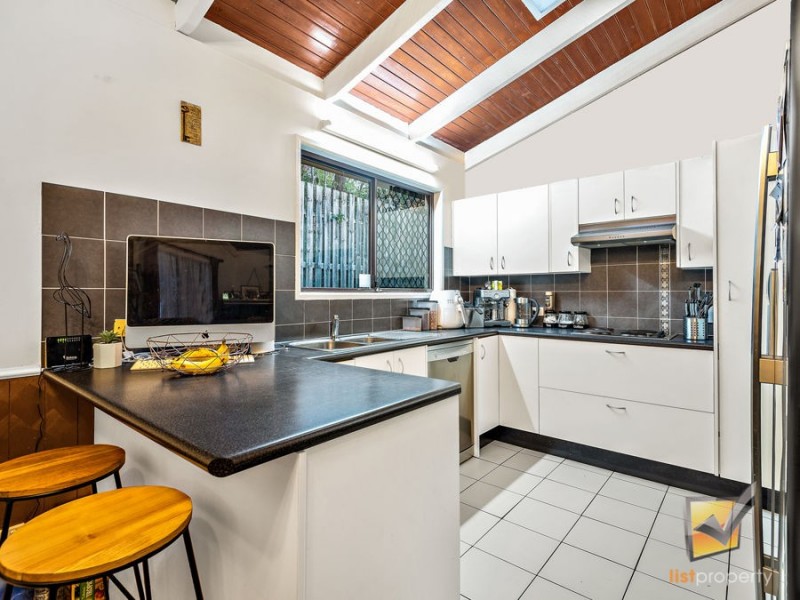 14 Celandine St, Shailer Park QLD 4128