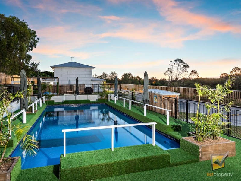 171 Old Logan Village Rd, Waterford QLD 4133