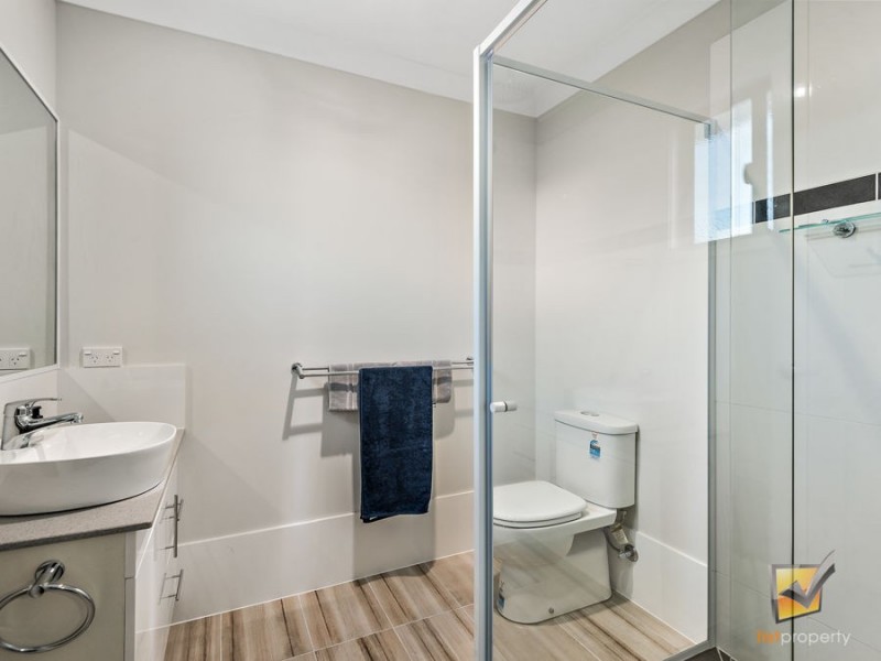 171 Old Logan Village Rd, Waterford QLD 4133