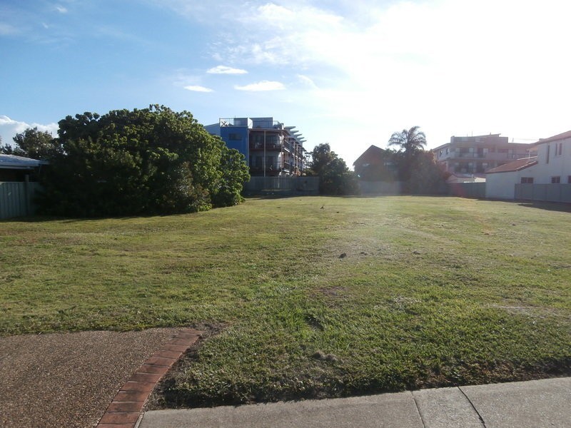 149 Landsborough Avenue, Scarborough QLD 4020