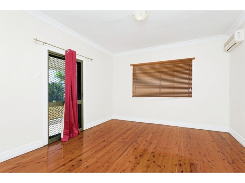 7 Fifth Ave, Scarborough QLD 4020