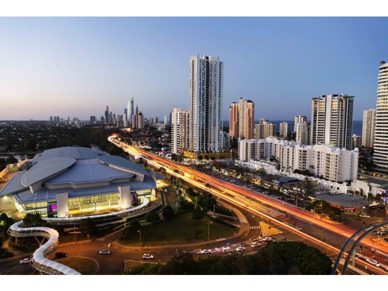 2 Jubilee Avenue, Broadbeach QLD 4218