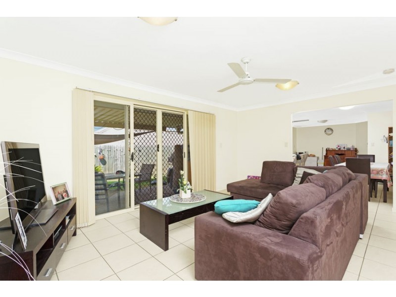 9 Rhiannon Drive, Flinders View QLD 4305