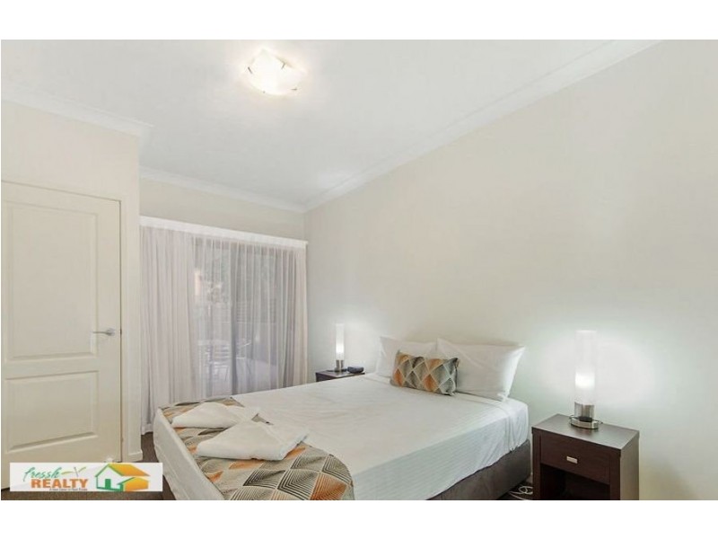 41 Anzac Ave, Redcliffe QLD 4020