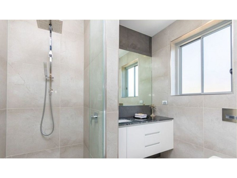 10a Fortune Street, Scarborough QLD 4020