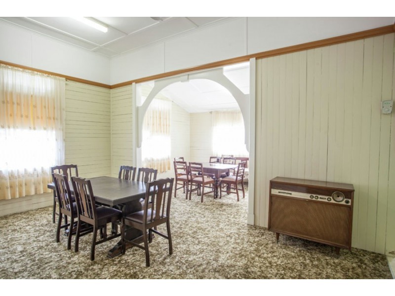 73 Darling Street, Sadliers Crossing QLD 4305