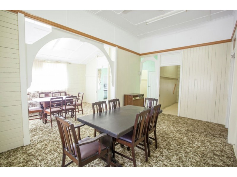 73 Darling Street, Sadliers Crossing QLD 4305