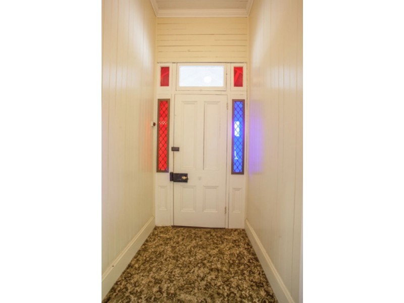 73 Darling Street, Sadliers Crossing QLD 4305