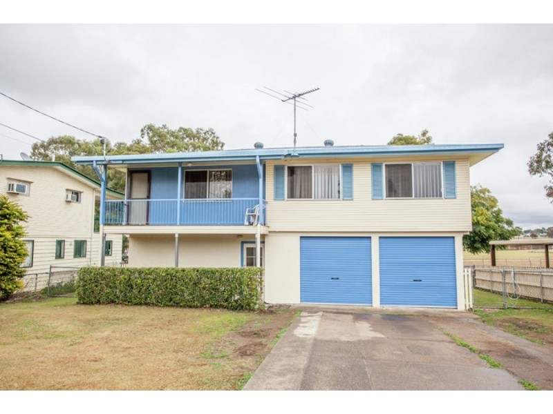 51 Russell Street, Silkstone QLD 4304