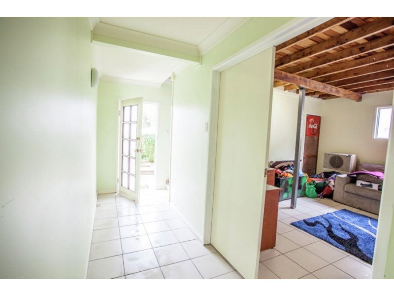 51 Russell Street, Silkstone QLD 4304