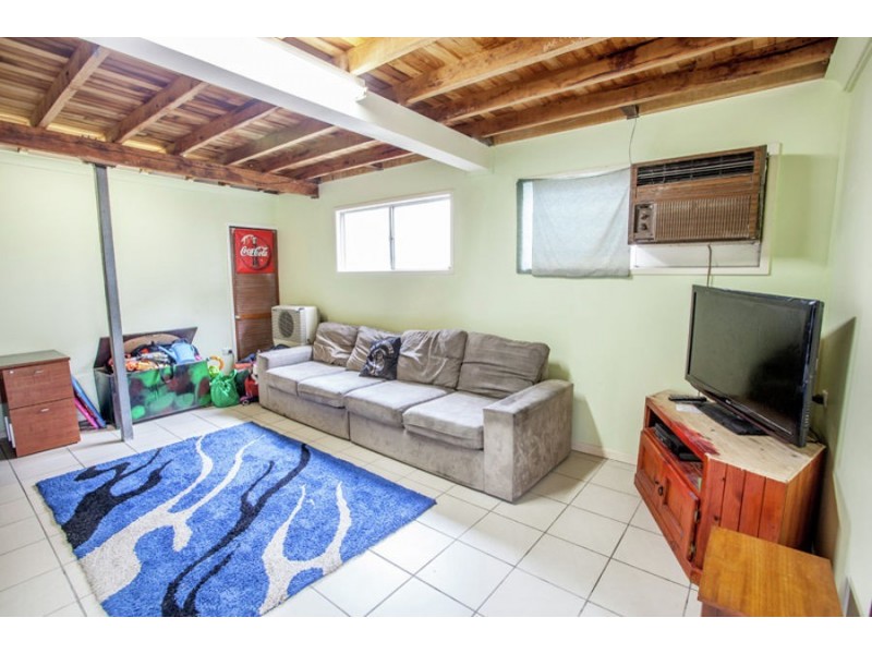 51 Russell Street, Silkstone QLD 4304