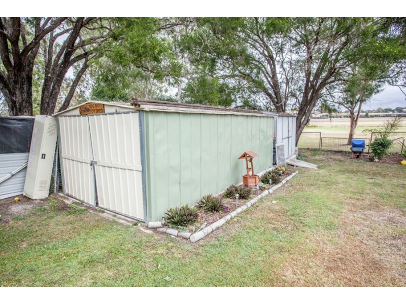 51 Russell Street, Silkstone QLD 4304