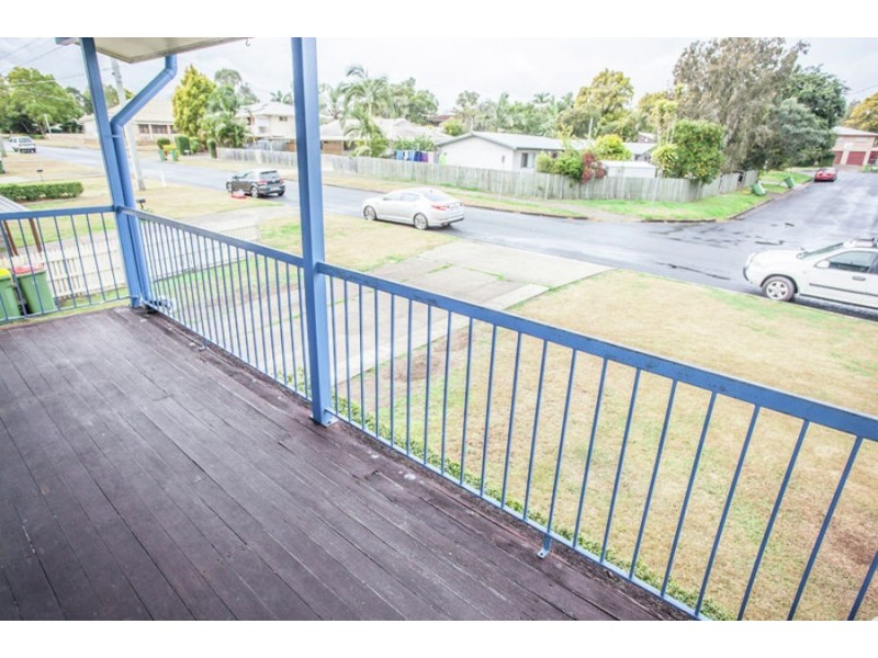 51 Russell Street, Silkstone QLD 4304