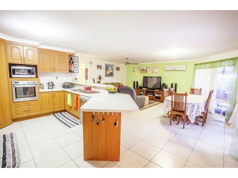 9 Sandhurst Place, Brassall QLD 4305