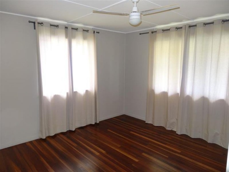 5 Swan Street, Brassall QLD 4305