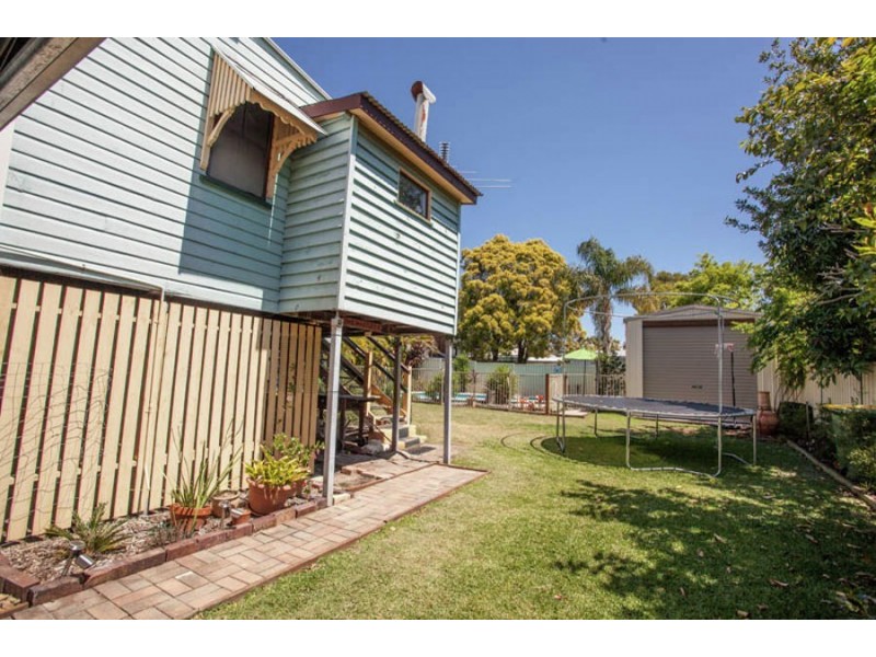 63 Lusitania Street, Newtown QLD 4305