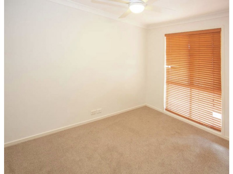 9 Quando Close, Yamanto QLD 4305