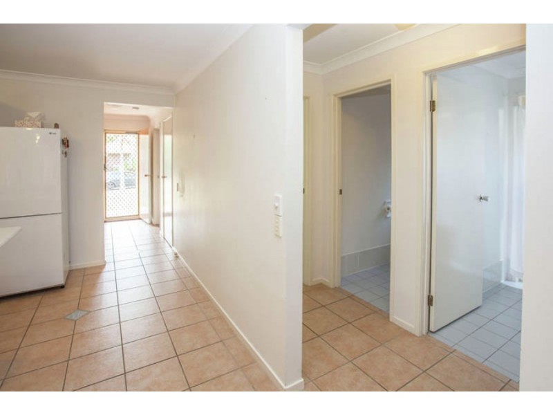 9 Quando Close, Yamanto QLD 4305