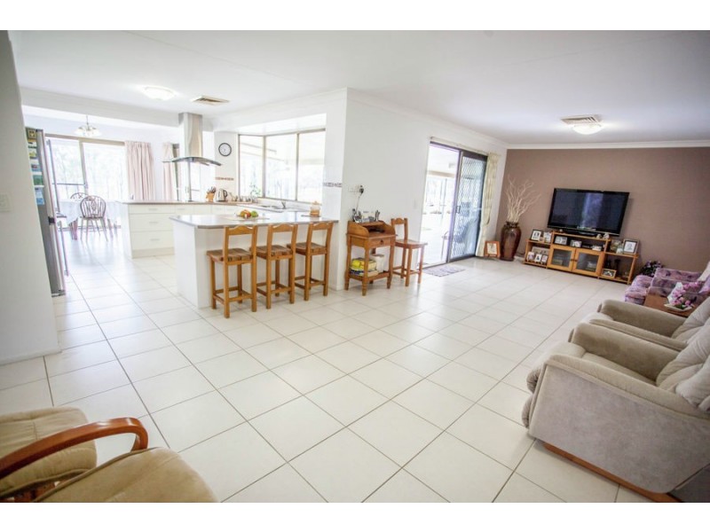 632 Middle Road, Purga QLD 4306