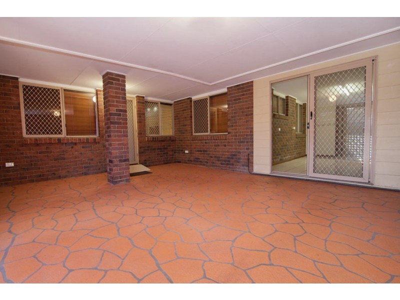 30 Prunda Parade, Raceview QLD 4305