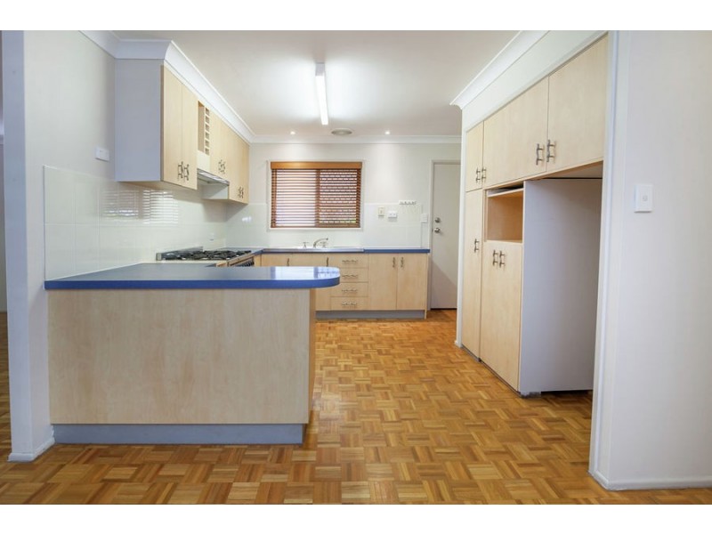 30 Prunda Parade, Raceview QLD 4305
