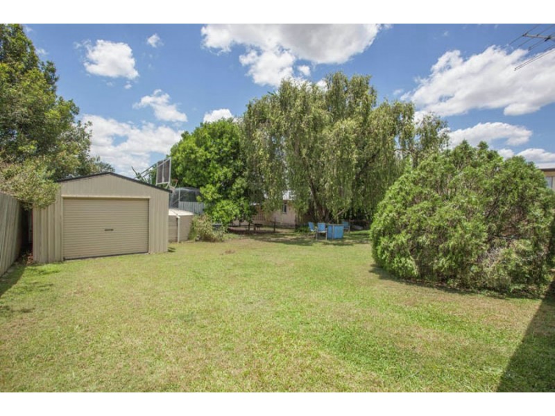 54 Frederick Street, Eastern Heights QLD 4305