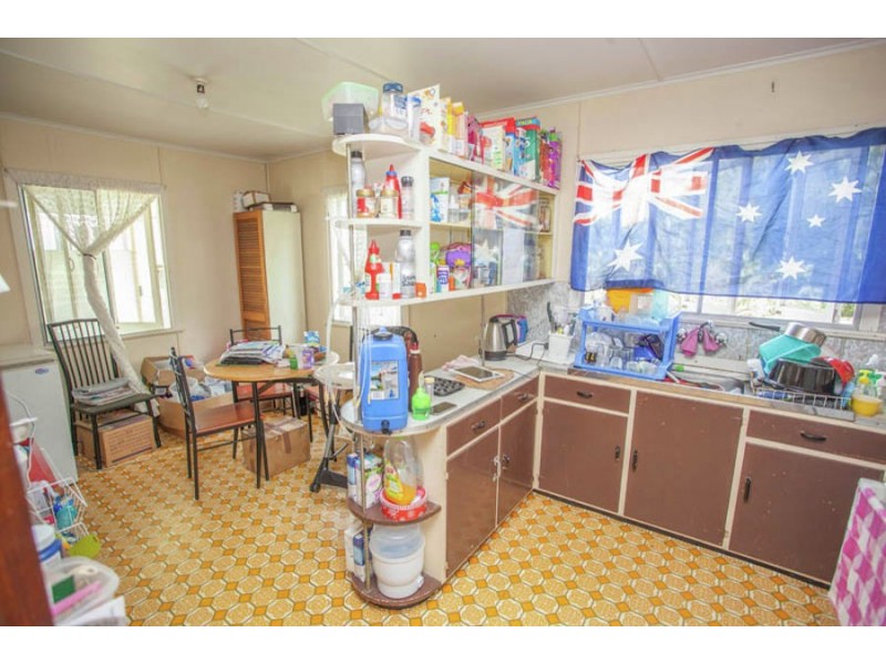 54 Frederick Street, Eastern Heights QLD 4305