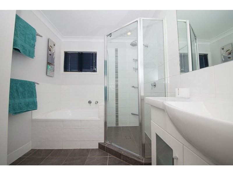 6a Theodore Street, Brassall QLD 4305