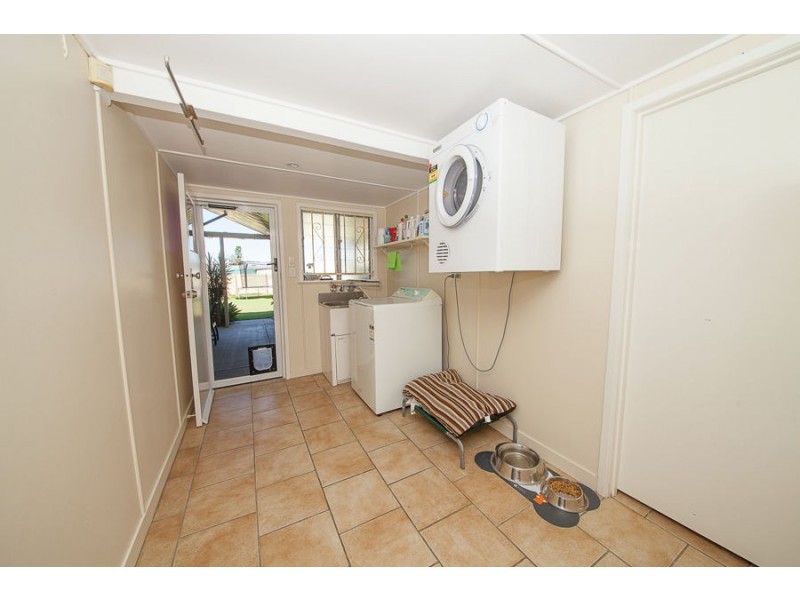 6a Theodore Street, Brassall QLD 4305