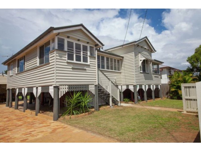 6 Shine Street, One Mile QLD 4305