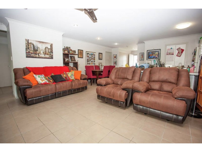 17 Scottsdale Street, Raceview QLD 4305