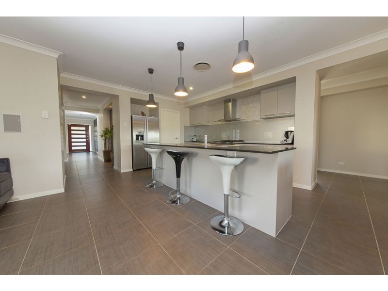 1 Waterlilly Drive, Karalee QLD 4306