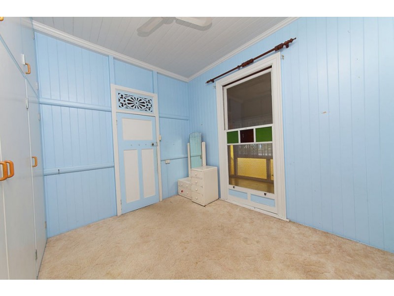 21 Waterworks Road, North Ipswich QLD 4305