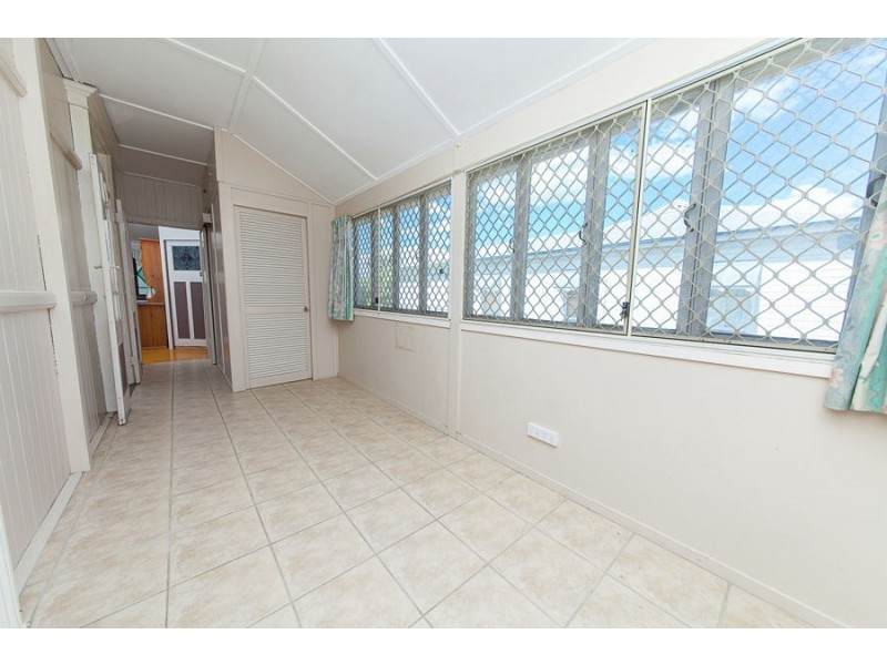 21 Waterworks Road, North Ipswich QLD 4305