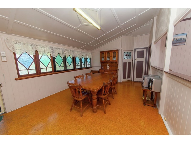 21 Waterworks Road, North Ipswich QLD 4305