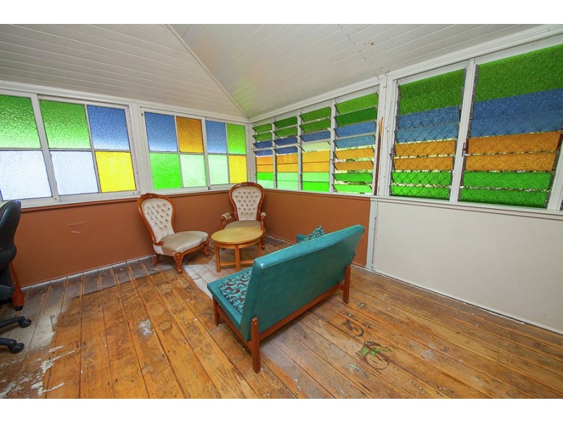 12 Thurso Street, North Booval QLD 4304