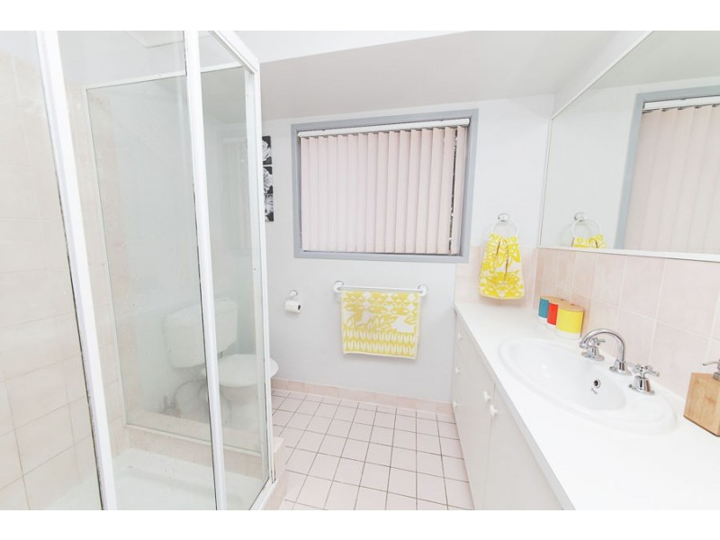 4 Greacen Lane, South Ripley QLD 4306