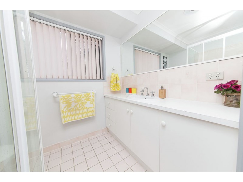 4 Greacen Lane, South Ripley QLD 4306