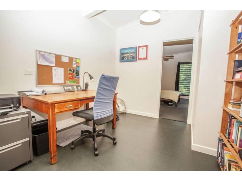 39 Stockwhip Place, Mount Crosby QLD 4306