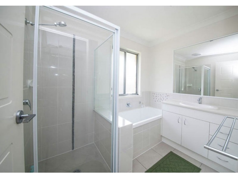 26 Henderson Street, Redbank QLD 4301