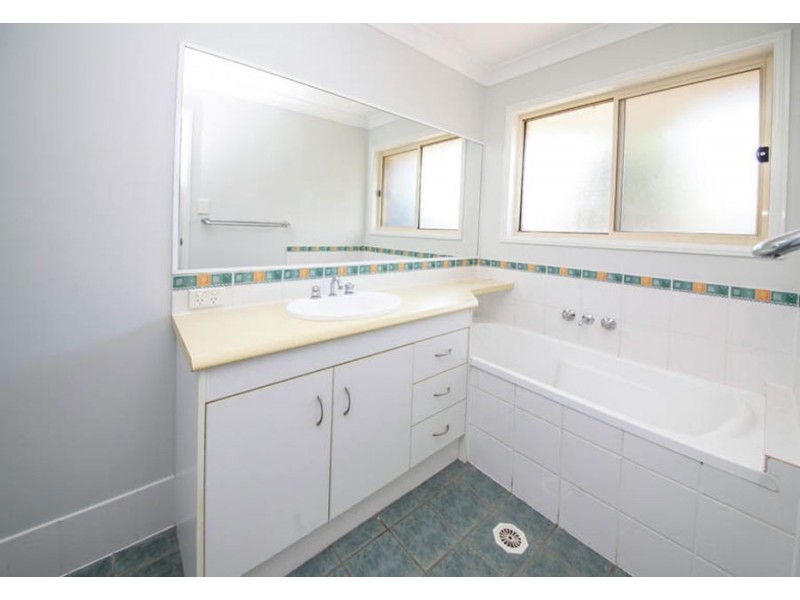 3 Pinewood Court, Springfield QLD 4300